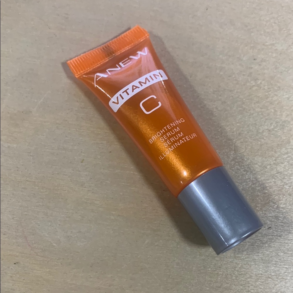 NO BOX - ANEW Vitamin C‎ Brightening Serum Avon M-31